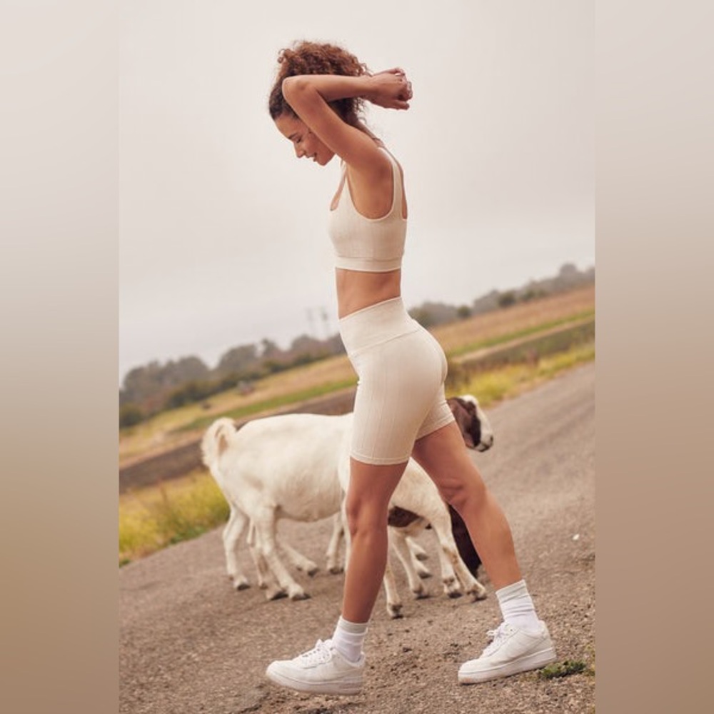 Spiritual Gangster Amara Wide Rib Heather Seamless Biker Short